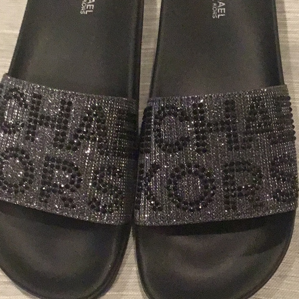 Michael Kors sandals - Picture 2 of 7
